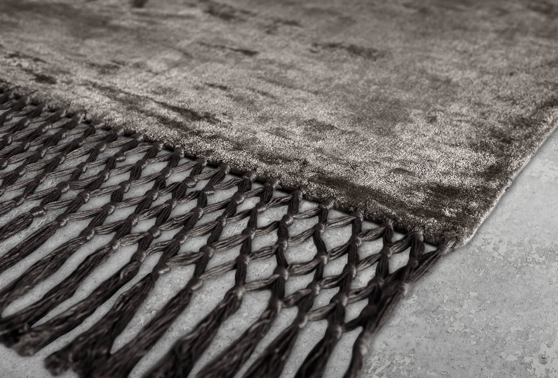 ddc | Fringes Grey + Charcoal