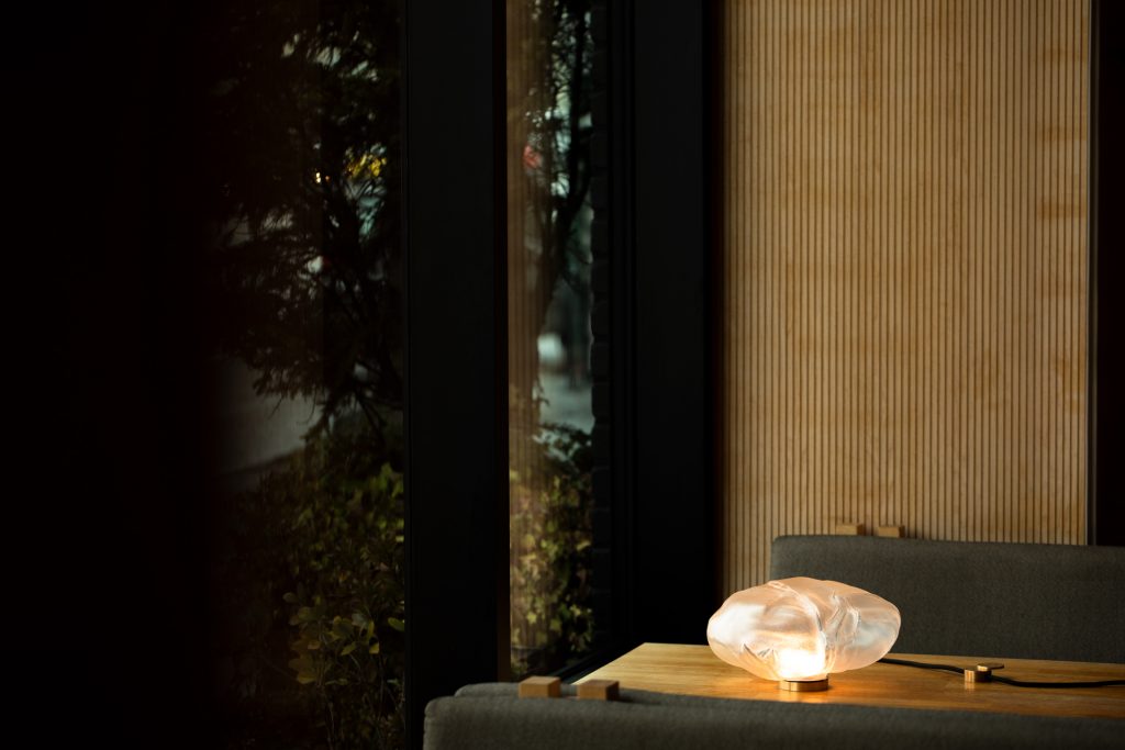 Boc_73-Table-Light_002-1