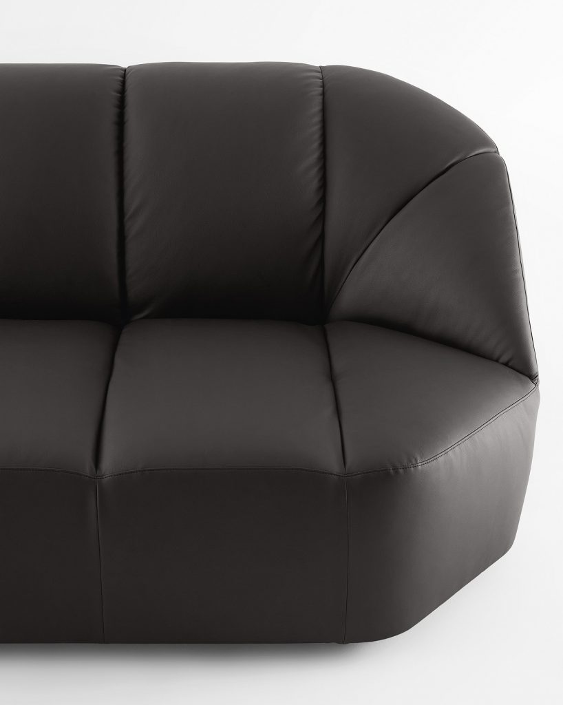 Gal_Cloud-Sofas-and-Armchair_003