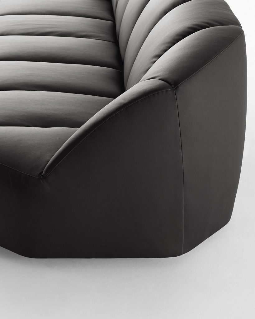 Gal_Cloud-Sofas-and-Armchair_004