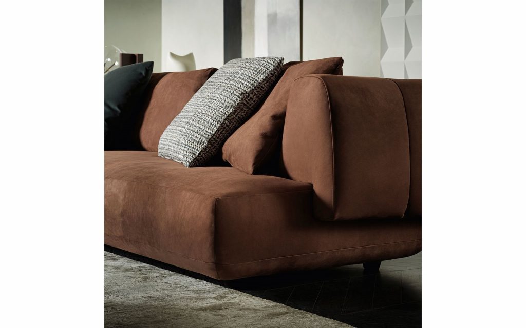 Gal_Fiona-Soft-Sofas-and-Armchairs_003