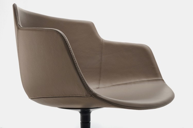 A top Flow Leather chair in canapa colour on a white background