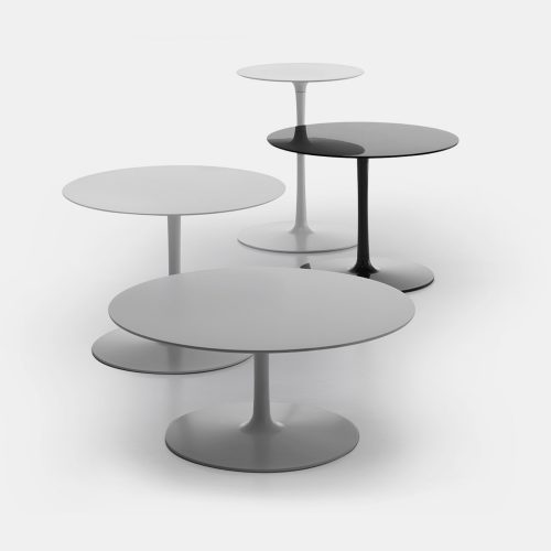 Three round coffee tables color white and one color black. Model name: Flow low table