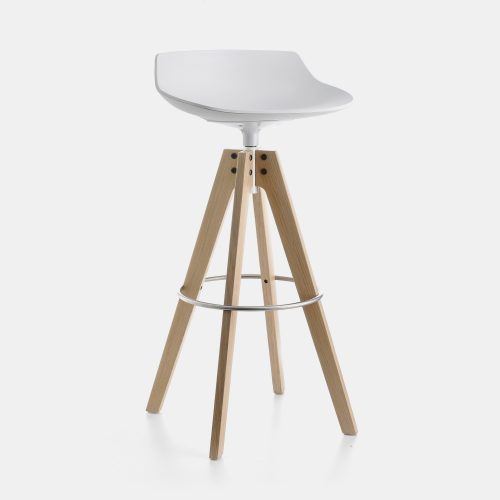 A Flow stool in matte white with four-legged base in natural oak on a white background.
