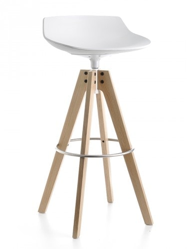 A Flow stool in matte white with four-legged base in natural oak on a white background.