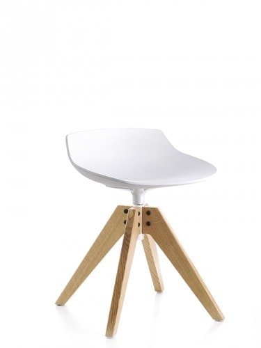 A Flow stool in matte white with four-legged base in natural oak on a white background.