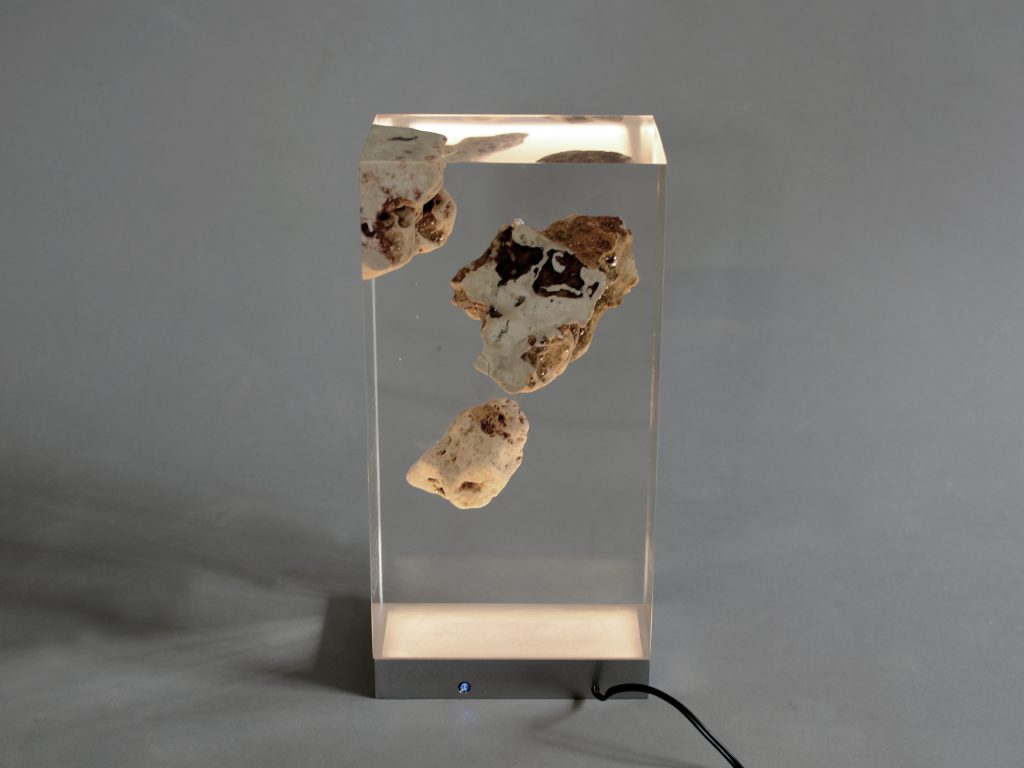 Floating Karst Lamp