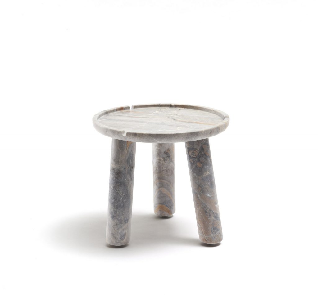 single stone round table, small