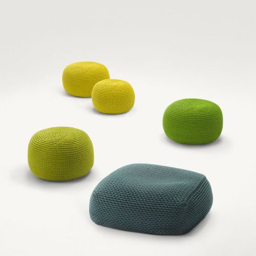 Five Picot Outdoor Poufs made of cordon rope, two in yellow, two in green and one in blue. Four in round and one in square shape on a white background.