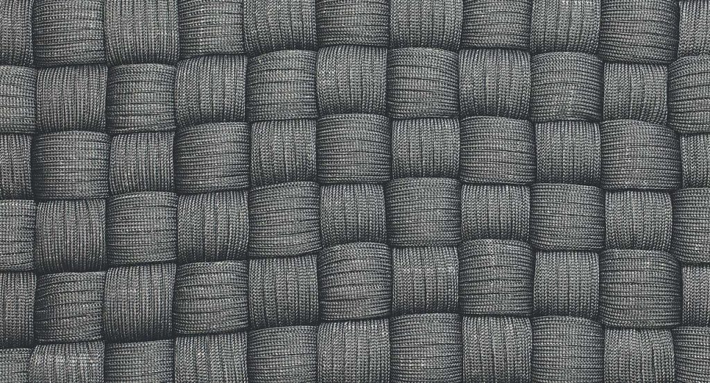 Plump pad Chain Outodoor tubular knit, padding in grey polyester fiber.