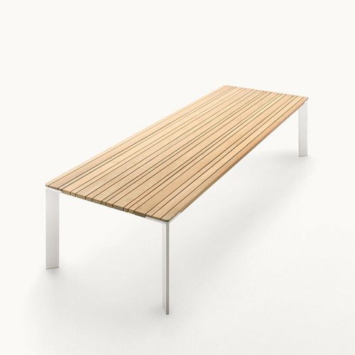Sunset Dining Table, top in natural wood, structure and four legs in steel on a white background.