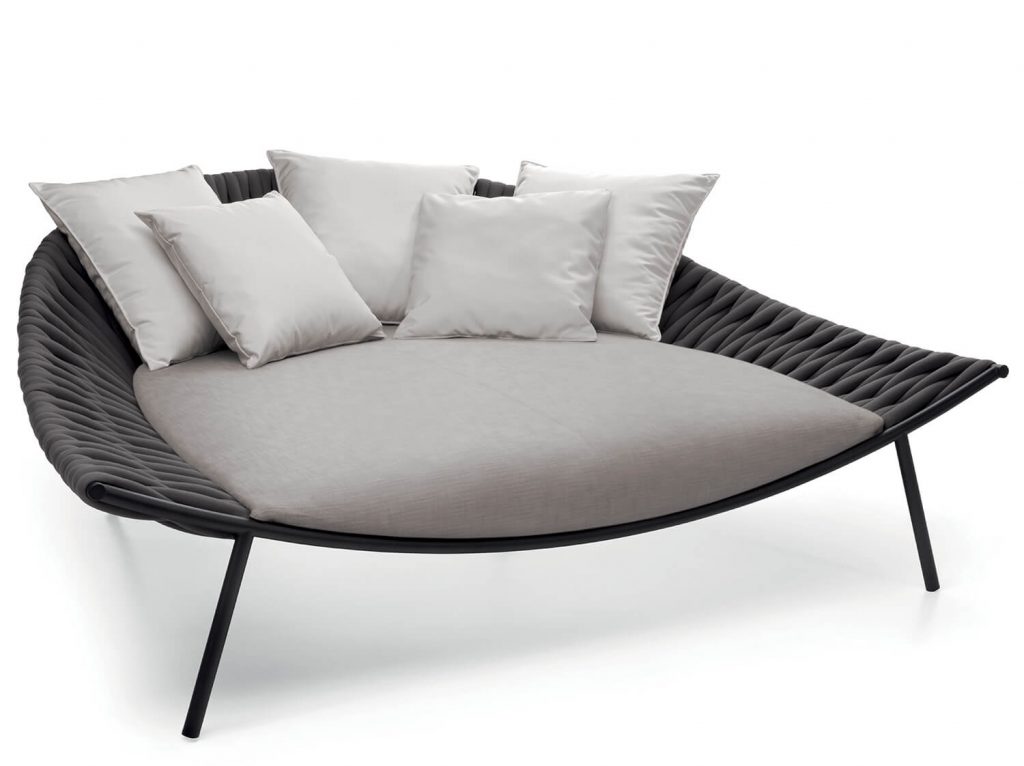 Arena 001 Daybed