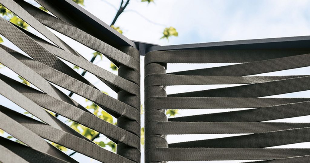 Close up of Wing One Horizontal Screen showing each slate in detail