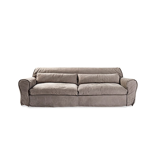Frontal view of Housse sofa in front of a white background