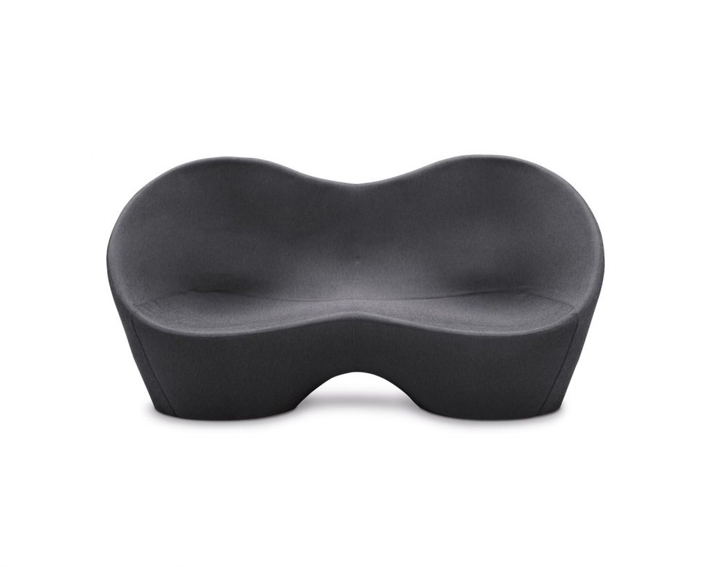 Ouch&Kouch in grey in front of a white background