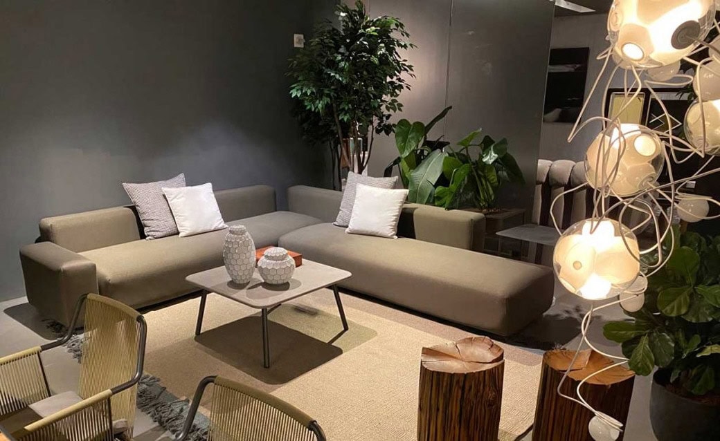 Landing_Outdoor_Stock_RODA_Dandy