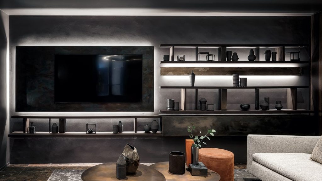 Style Set bookcase, structure in natural wood color. Storage units, internal partitions and tv panel in burnished platino and five white lights in a tv room.