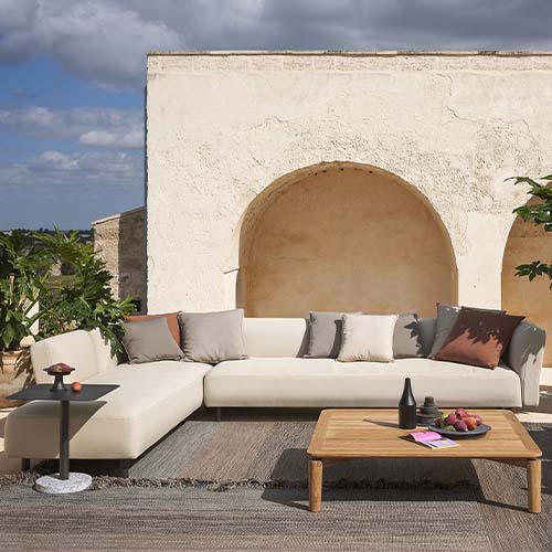 MAMBA sofas by Rodolfo Dordoni offer deep comfort and original design.