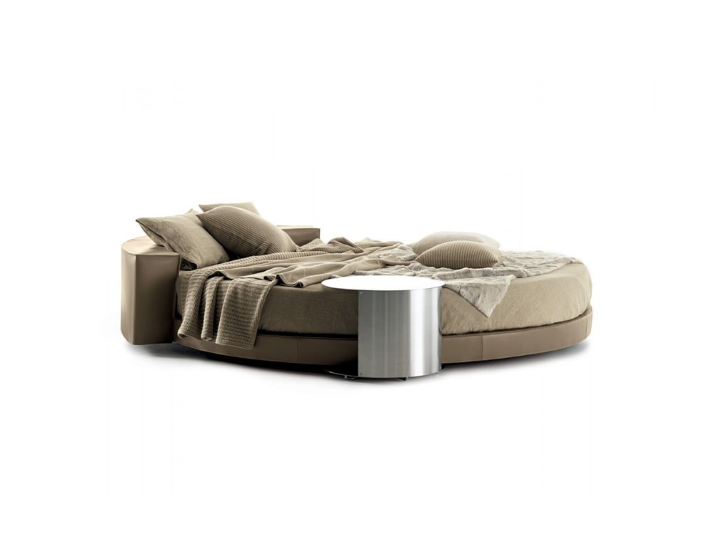 rounded bed made of wood and fabric in a beige and brown tone on a white background.