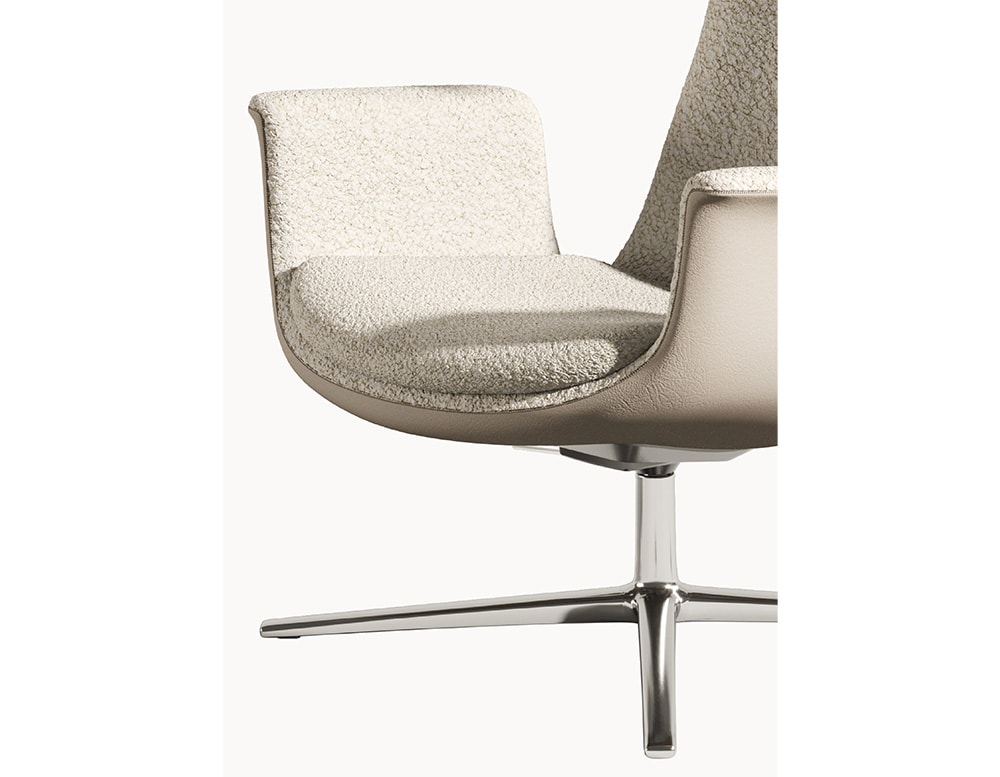 Armchair with aluminum base and white leather with outstanding finishes