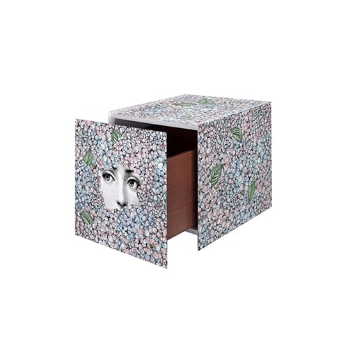 A cube with a drawer painted and lacquered by hand