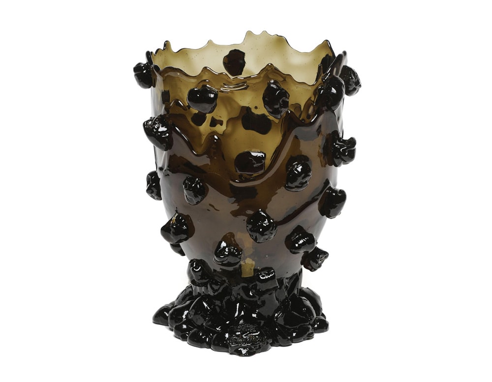 Vase in soft resin in clear black color