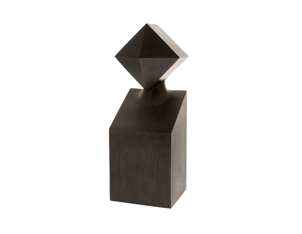 small brown bronze sculpture, with its geometric figure using rectangles in its lower part and triangular ones in the upper part.