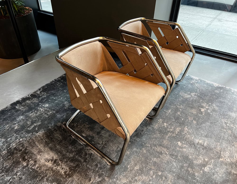 disp_Hen_Strip_Lounge_Chair_002