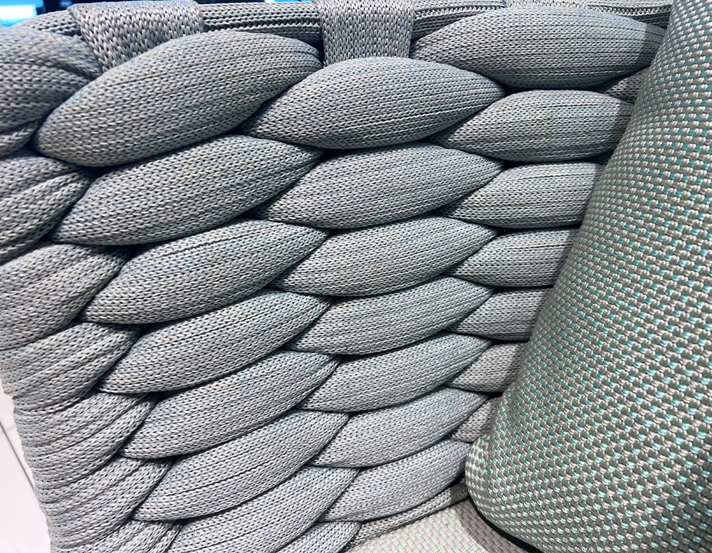 disp_Len_Ami_Dining_Chair_Outdoor_Blue_003