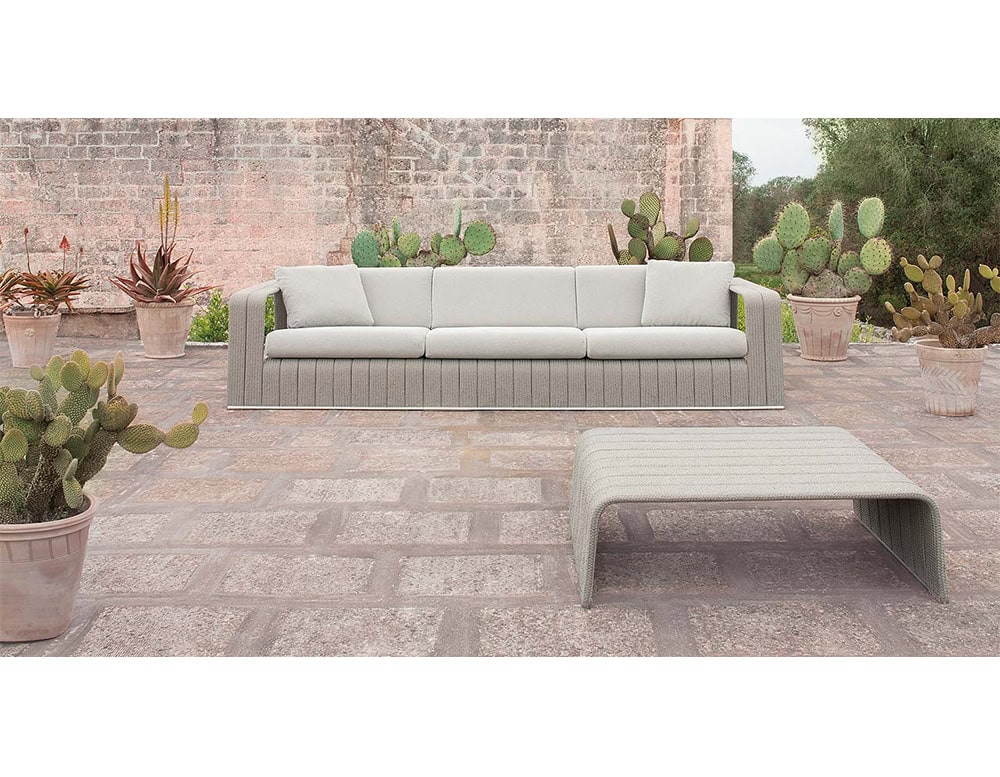 PL_Frame_Bench_Outdoor_006