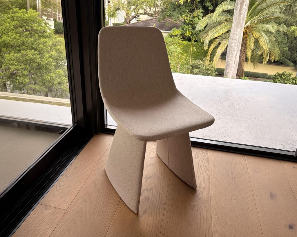 Agea Chair