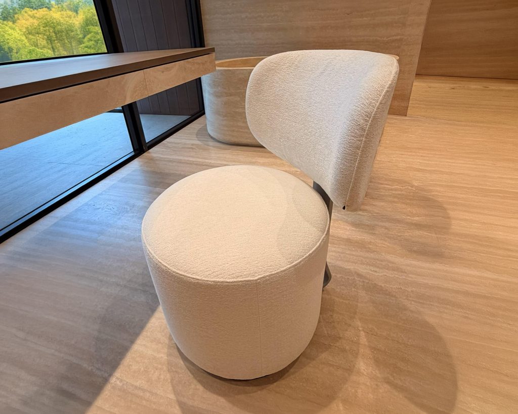 Tamburound Chair